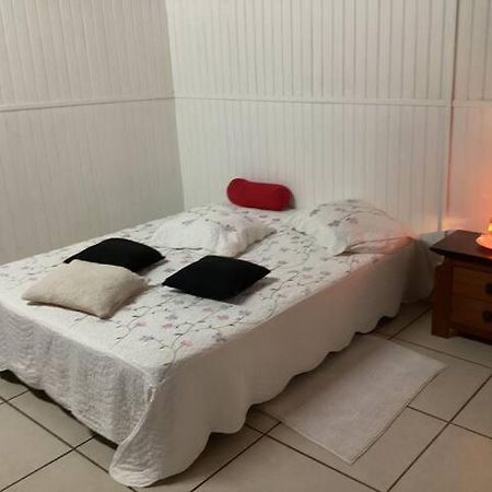 Appartement Dans Propriete Reposante Saint-Benoît Dış mekan fotoğraf